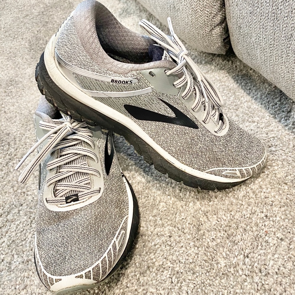 Brooks GTS 18 Adrenaline Shoes